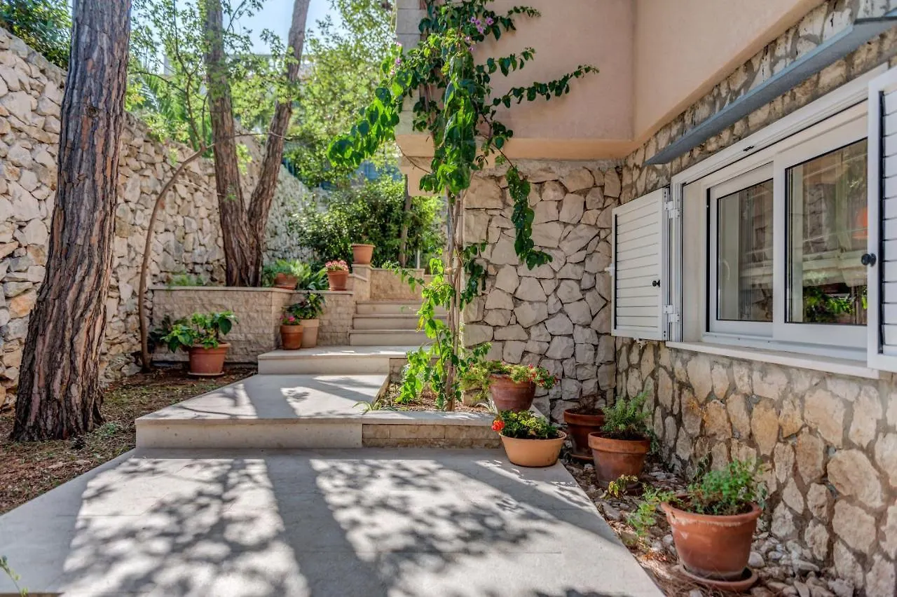 Villa Leisure Vacation Home Trogir