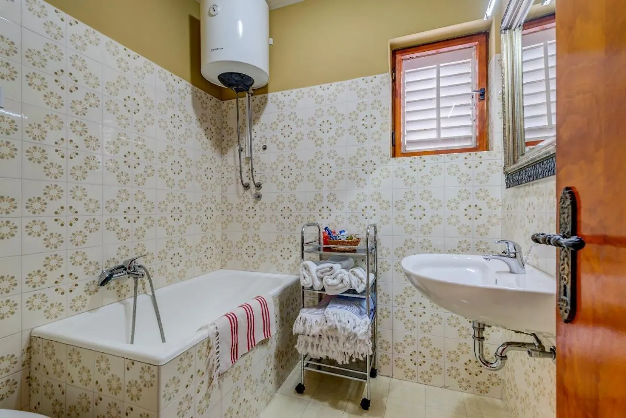 Villa Leisure Vacation Home Trogir